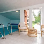 Renovated Retreat With Pool - By Traum Casa vacanze *