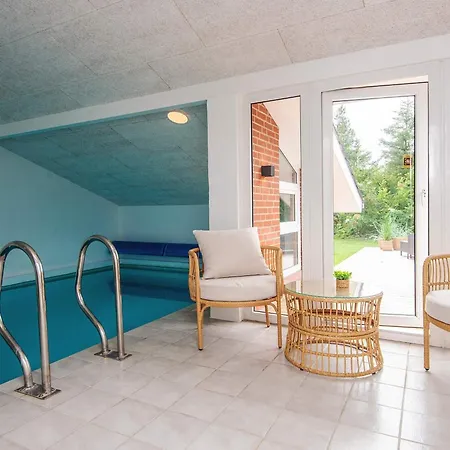 Renovated Retreat With Pool Casa vacanze *