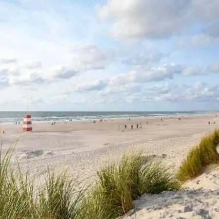 בית נופש Renovated Retreat With Pool - By Traum