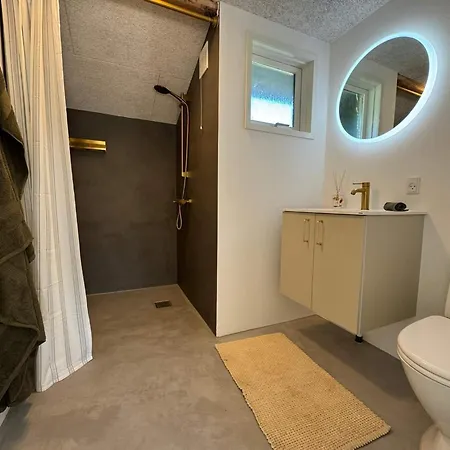 Renovated Retreat With Pool Casa vacanze Henne Strand